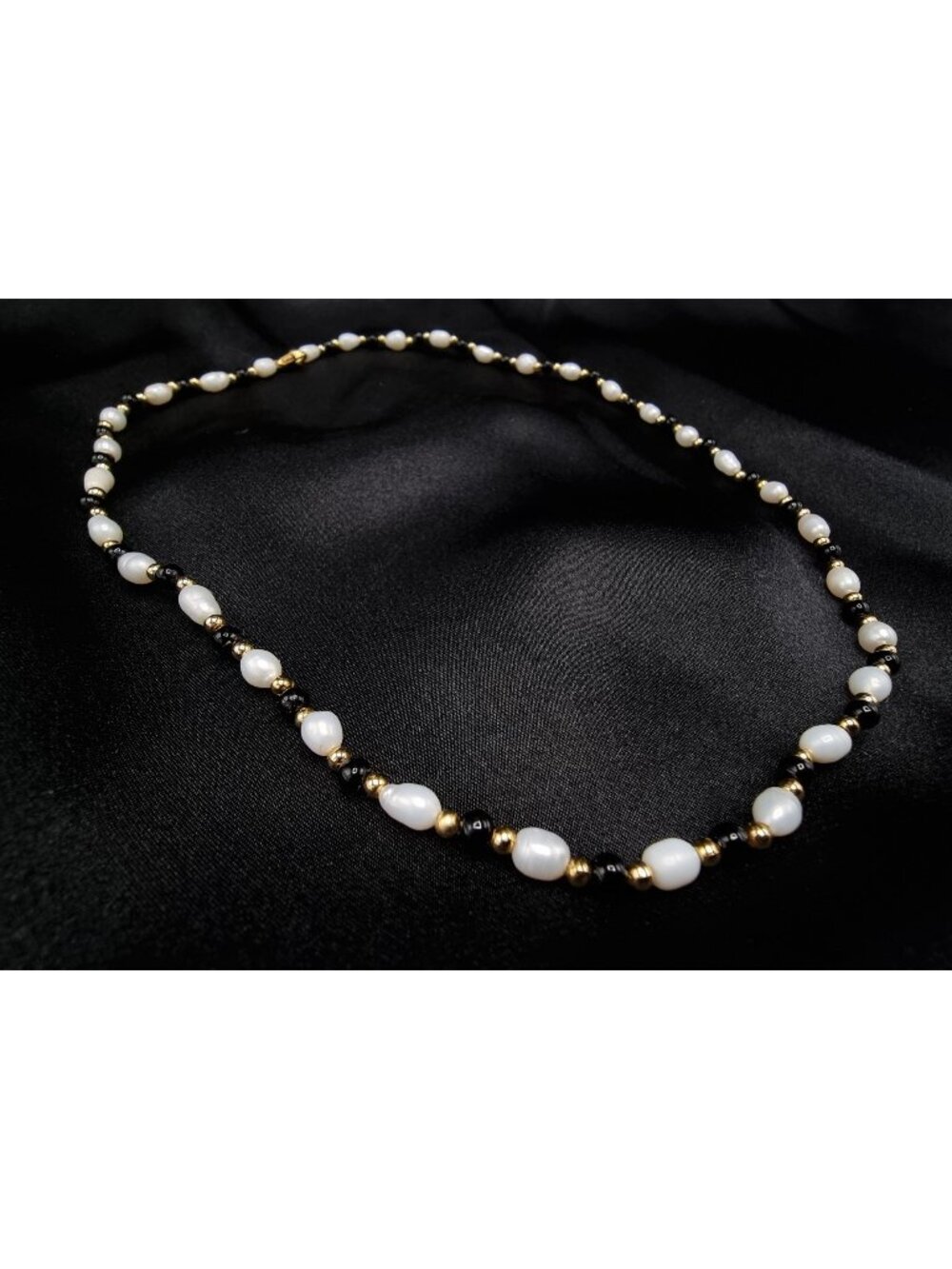 Vintage Genuine Pearl & Onyx Beaded Necklace With Gold-Tone Accents